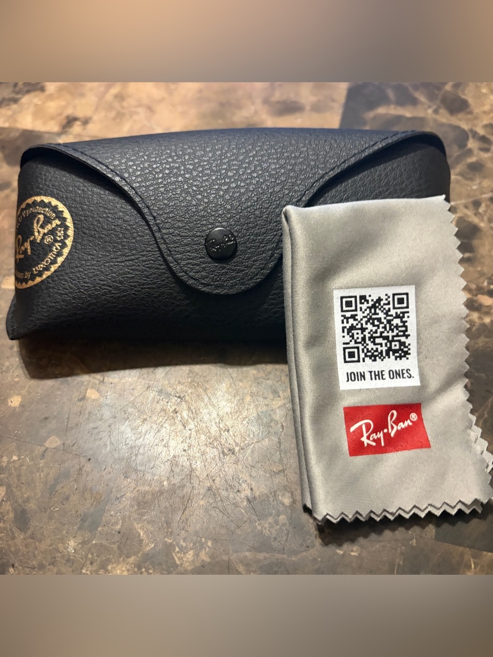 Ray ban sunglasses case